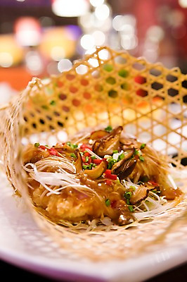 포토 JPG 그릇 식기 접시 음식 백그라운드 채소 요리 근접촬영 사람없음 아웃포커스 바구니 중식 버섯 튀김 퓨전요리 국내포토 뷰포인트 촬영기법 파일형식