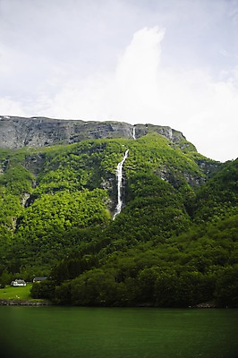 포토 JPG 주간 구름 해외풍경 유럽 백그라운드 유럽풍경 자연 하늘 북유럽 노르웨이 풍경 사람없음 야외 폭포 피오르 국내포토 자연요소 해외 나라 생태계 지형 파일형식