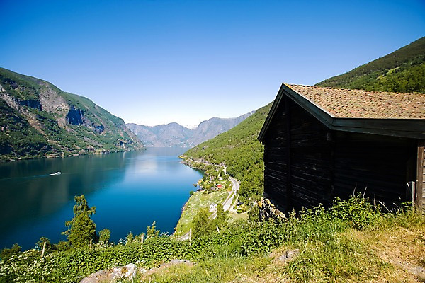 포토 JPG 주간 식물 해외풍경 건축물 건축 유럽 유럽풍경 자연 주택 북유럽 노르웨이 풍경 사람없음 야외 마을 풀 플롬 국내포토 자연요소 해외 나라 건물 생태계 파일형식