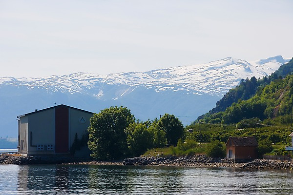 포토 JPG 주간 나무 식물 해외풍경 유럽 바다 유럽풍경 자연 북유럽 노르웨이 풍경 사람없음 야외 눈 피오르 국내포토 자연요소 해외 나라 날씨 생태계 지형 파일형식