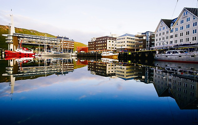 포토 JPG 주간 해외풍경 건축물 건축 유럽 바다 요트 유럽풍경 북유럽 노르웨이 풍경 사람없음 야외 트롬쇠 선박 국내포토 자연요소 해외 나라 수상교통 배_교통 파일형식