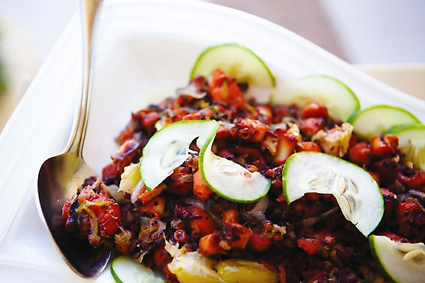 포토 JPG 해외 접시 음식 실내 요리 사람없음 숟가락 전통음식 담기 세이셸 국내포토 전통 식기 모션 아프리카 수저 내부 파일형식