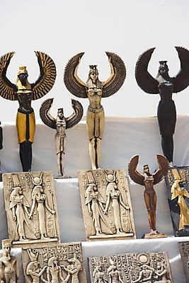 포토 JPG 주간 해외풍경 해외 건축 조각 외국문화 백그라운드 중동 유물 이집트 풍경 사람없음 야외 장식 조각상 전시 기념품 아스완 조각_조소 국내포토 자연요소 전통 나라 문화 아프리카 조형물 오브젝트 조소 파일형식