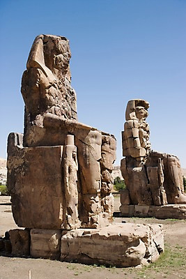 포토 JPG 주간 문자 해외풍경 해외 건축물 건축 조각 외국문화 백그라운드 유적 중동 이집트 풍경 사람없음 야외 관광지 조각상 석상 룩소르 스핑크스 조각_조소 국내포토 자연요소 전통 나라 문화 여행 아프리카 조형물 조소 파일형식