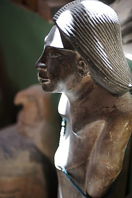 포토 JPG 주간 해외풍경 해외 건축 조각 외국문화 백그라운드 유적 중동 이집트 풍경 사람없음 야외 장식 조각상 모형 피규어 기념품 룩소르 조각_조소 국내포토 자연요소 전통 나라 문화 아프리카 조형물 미니어처 오브젝트 조소 파일형식