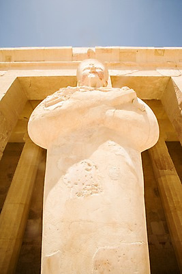 포토 JPG 주간 해외풍경 해외 건축물 건축 조각 외국문화 백그라운드 유적 중동 이집트 풍경 사람없음 야외 건물 조각상 피규어 기둥 룩소르 조각_조소 국내포토 자연요소 전통 나라 문화 아프리카 조형물 미니어처 조소 파일형식