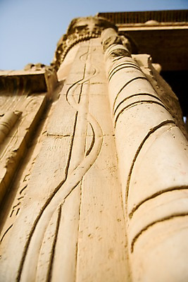 포토 JPG 주간 모양 문자 해외풍경 해외 문양 건축물 건축 벽 외국문화 백그라운드 유적 중동 이집트 풍경 사람없음 야외 기둥 그림 룩소르 국내포토 자연요소 전통 나라 문화 아프리카 파일형식