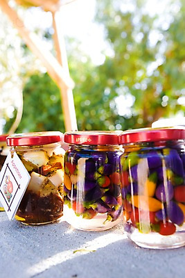 포토 JPG 주간 나무 식물 그릇 식기 접시 음식 백그라운드 채소 과일 유리병 요리 근접촬영 사람없음 야외 라이프 생활 아웃포커스 쇼핑 병 유기농 서양배 국내포토 자연요소 웰빙 뷰포인트 병_용기 촬영기법 배_과일 파일형식