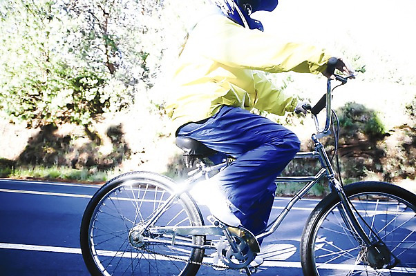 포토 JPG 주간 나무 식물 해외풍경 해외 도로 스포츠 자연 한명 사람 풍경 야외 아웃포커스 달리기 자전거 하와이 남태평양 바이킹 국내포토 자연요소 1 길 교통시설 모션 촬영기법 바이크 미국 생태계 태평양 파일형식