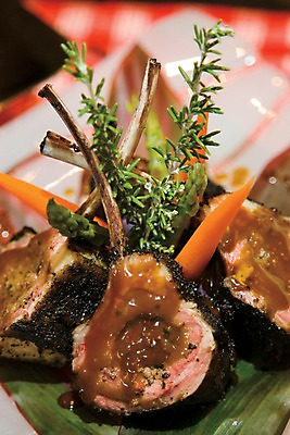 포토 JPG 그릇 식기 접시 음식 백그라운드 채소 육류 요리 근접촬영 사람없음 아웃포커스 장식 국내포토 뷰포인트 식재료 촬영기법 파일형식