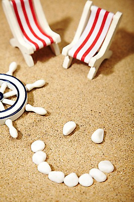 포토 JPG 스튜디오촬영 모래 백그라운드 컨셉 의자 열쇠 실내 표정 미소 웃음 근접촬영 사람없음 아웃포커스 돌_바위 조약돌 핸들 키_배핸들 국내포토 뷰포인트 가구 촬영기법 내부 파일형식