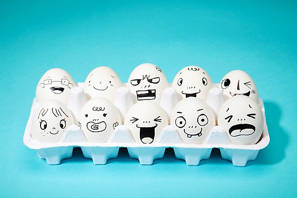 포토 JPG 스튜디오촬영 음식 백그라운드 컨셉 재료 실내 표정 윙크 미소 웃음 사람없음 계란 알 다양 분노 울음 판 국내포토 감정 다수 내부 파일형식