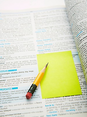 포토 JPG 스튜디오촬영 배너 영어 교육 백그라운드 안내 사각프레임 프레임 알림판 실내 근접촬영 사람없음 아웃포커스 책 단어 필기구 연필 메모지 알림 오브젝트 포스트잇 사전 몽당연필 영어사전 국내포토 문자 뷰포인트 문구용품 학용품 촬영기법 내부 사각형 사무용품 파일형식