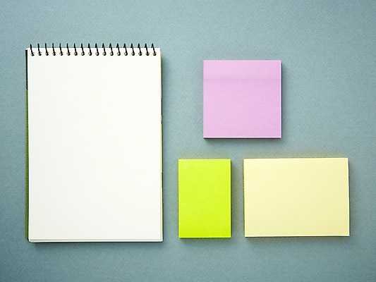 포토 JPG 스튜디오촬영 배너 교육 종이 백그라운드 안내 사각프레임 프레임 알림판 실내 사람없음 공책 메모지 알림 오브젝트 포스트잇 연습장 국내포토 문구용품 내부 사각형 사무용품 파일형식