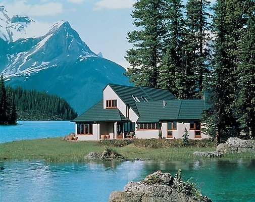 포토 주간 해외 시설물 웰빙 현대건축 건축 호수 자연 산 주택 풍경 사람없음 야외 건물 강 눈 숲 별장 전원주택 빙산 양옥 국내포토 자연요소 건축물 날씨 생태계 파일형식