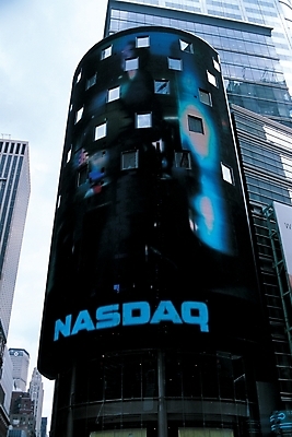 포토 주간 해외 창문 거리 간판 풍경 빌딩 사람없음 야외 건물 도시 알림 나스닥 해외도시 국내포토 자연요소 건축물 금융 파일형식