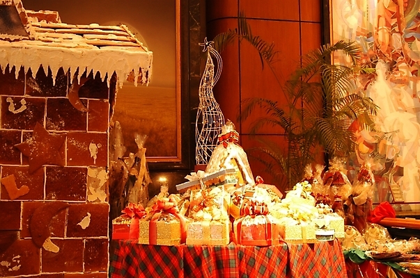 포토 JPG 기념일 리본 백그라운드 크리스마스 조명 주택 실내 선물 이벤트 사람없음 내부 장식 빛 산타클로스 오브젝트 산타클로스집 국내포토 건물 파일형식