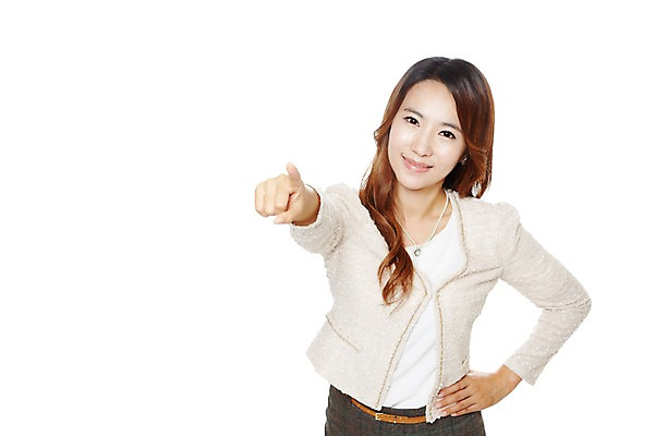 포토 JPG 스튜디오촬영 직업 우먼라이프 라이프스타일 긴머리 여자 허리손 포즈 비즈니스 모션 실내 한명 미소 웃음 누끼 사람 동양인 정장 손짓 상반신 20대 성인 앞모습 하이앵글 한국인 가리킴 직장인 비즈니스우먼 여자만 여자한명만 성인여자만 청년만 청년여자만 성인한명만 청년여자한명만 성인여자한명만 성인만 국내포토 1 헤어스타일 옷 뷰포인트 표정 인종 청년 내부 생활 파일형식