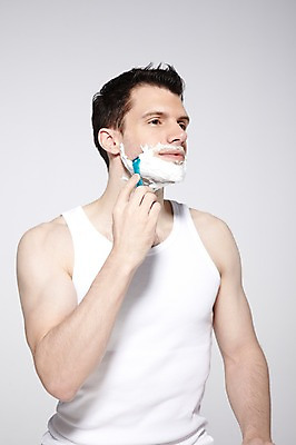 포토 JPG 스튜디오촬영 서양인 외국인 백인 해외기획촬영 라이프스타일 2012년태국 남자 맨라이프 러닝셔츠 회색배경 실내 한명 들기 사람 상반신 성인 옆모습 30대 민소매 뷰티 거품 세수 크림 면도 면도기 비누거품 면도크림 남자만 남자한명만 성인남자만 성인한명만 성인남자한명만 장년만 장년남자만 장년남자한명만 성인만 그루밍족 국내포토 1 뷰포인트 백그라운드 셔츠 상의 모션 인종 내부 생활 장년 위생용품 청결 회색 파일형식