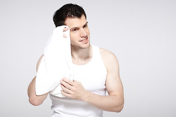 포토 JPG 스튜디오촬영 서양인 외국인 백인 해외기획촬영 라이프스타일 응시 2012년태국 남자 맨라이프 러닝셔츠 회색배경 실내 한명 미소 웃음 들기 사람 상반신 성인 앞모습 30대 수건 민소매 뷰티 세수 닦기 남자만 남자한명만 성인남자만 성인한명만 성인남자한명만 장년만 장년남자만 장년남자한명만 성인만 국내포토 1 시선 뷰포인트 백그라운드 셔츠 상의 모션 표정 인종 내부 생활 장년 위생용품 청결 회색 파일형식