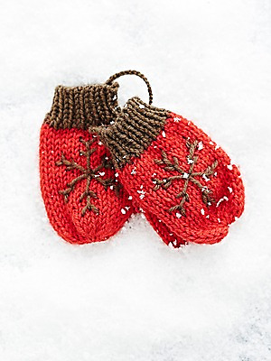 포토 JPG 스튜디오촬영 계절 장갑 백그라운드 겨울 실내 사람없음 설원 눈 뜨개질 오브젝트 털장갑 손모아장갑 국내포토 자연요소 잡화 날씨 눈_날씨 취미 내부 파일형식