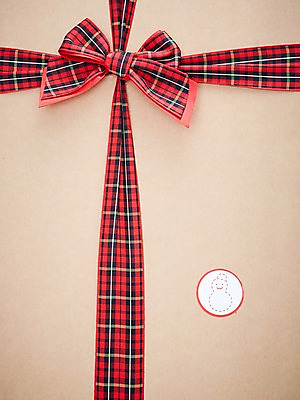 포토 JPG 스튜디오촬영 계절 리본 백그라운드 겨울 눈사람 실내 선물 사람없음 선물상자 오브젝트 국내포토 내부 상자 파일형식