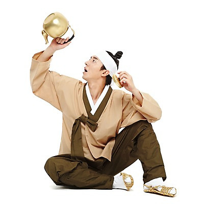 포토 JPG 스튜디오촬영 전신 한국문화 한국전통 전통 응시 남자 전통문화 주전자 한국 실내 한명 들기 누끼 사람 앉기 동양인 20대 성인 앞모습 한국인 전통의상 한복 음주 신분 짚신 평민 마당쇠 전통주 남자만 남자한명만 성인남자만 청년만 청년남자만 청년남자한명만 성인한명만 성인남자한명만 성인만 국내포토 1 동양문화 시선 아시아 문화 뷰포인트 신발 모션 주방용품 주류 전통소품 인종 청년 내부 파일형식