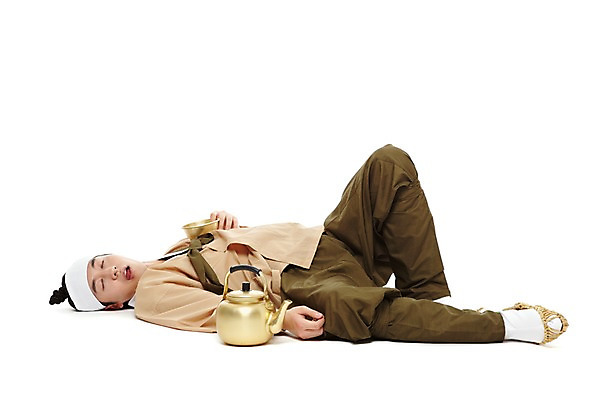 포토 JPG 스튜디오촬영 전신 한국문화 한국전통 전통 남자 전통문화 술잔 주전자 잔 한국 실내 한명 누끼 사람 동양인 20대 성인 옆모습 눕기 눈감음 한국인 잠 전통의상 한복 만취 음주 신분 짚신 평민 마당쇠 전통주 남자만 남자한명만 성인남자만 청년만 청년남자만 청년남자한명만 성인한명만 성인남자한명만 성인만 국내포토 1 동양문화 식기 아시아 문화 뷰포인트 신발 모션 주방용품 주류 전통소품 인종 청년 내부 술취함 파일형식