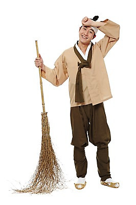 포토 JPG 스튜디오촬영 전신 한국문화 한국전통 전통 남자 전통문화 한국 실내 피곤 한명 서기 미소 웃음 누끼 사람 동양인 20대 성인 앞모습 한국인 전통의상 한복 청소도구 빗자루 청소 신분 짚신 평민 마당쇠 남자만 남자한명만 성인남자만 청년만 청년남자만 청년남자한명만 성인한명만 성인남자한명만 성인만 국내포토 1 동양문화 아시아 문화 뷰포인트 신발 컨셉 모션 전통소품 표정 인종 청년 내부 도구 파일형식