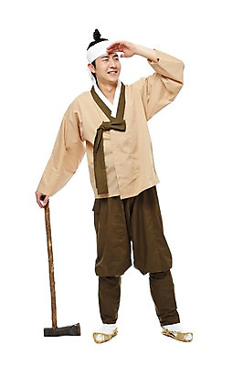 포토 JPG 스튜디오촬영 전신 한국문화 한국전통 전통 응시 남자 전통문화 한국 실내 한명 서기 미소 웃음 누끼 사람 동양인 손짓 20대 성인 앞모습 한국인 관찰 전통의상 한복 나무꾼 신분 도끼 짚신 평민 마당쇠 남자만 남자한명만 성인남자만 청년만 청년남자만 청년남자한명만 성인한명만 성인남자한명만 성인만 국내포토 1 동양문화 시선 아시아 문화 뷰포인트 신발 모션 전통소품 표정 인종 청년 내부 파일형식