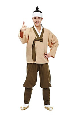 포토 JPG 스튜디오촬영 전신 한국문화 한국전통 전통 남자 전통문화 허리손 모션 한국 실내 한명 서기 미소 웃음 누끼 사람 동양인 손짓 20대 성인 앞모습 한국인 최고 전통의상 한복 만족 신분 짚신 평민 마당쇠 남자만 남자한명만 성인남자만 청년만 청년남자만 청년남자한명만 성인한명만 성인남자한명만 성인만 국내포토 1 동양문화 감정 아시아 문화 뷰포인트 포즈 신발 전통소품 표정 인종 청년 내부 파일형식