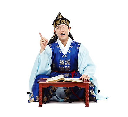 포토 JPG 스튜디오촬영 전신 한국문화 한국전통 전통 남자 전통문화 한국 실내 한명 미소 웃음 누끼 사람 앉기 동양인 손짓 20대 성인 앞모습 책 독서 한국인 전통의상 한복 신분 도령 복건 서책 소반 남자만 남자한명만 성인남자만 청년만 청년남자만 청년남자한명만 성인한명만 성인남자한명만 성인만 국내포토 1 동양문화 아시아 문화 뷰포인트 모션 탁자 전통소품 표정 인종 청년 내부 파일형식