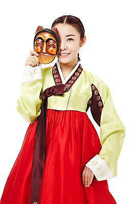 포토 JPG 스튜디오촬영 한국문화 한국전통 전통 여자 전통문화 한국 실내 가면 한명 서기 미소 웃음 들기 누끼 사람 동양인 상반신 20대 성인 앞모습 한국인 가림 전통의상 한복 신분 탈 낭자 부네탈 여자만 여자한명만 성인여자만 청년만 청년여자만 성인한명만 청년여자한명만 성인여자한명만 성인만 국내포토 1 동양문화 아시아 문화 뷰포인트 모션 표정 인종 청년 내부 파일형식