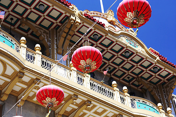 포토 JPG 해외이미지 아시아 종이 전등 동양인 사람없음 빨간색 중국 등불 해외202004 해외포토 나라 컬러 조명 인종 파일형식 이미지허브