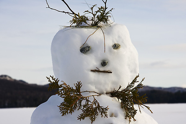 포토 JPG 해외이미지 호수 겨울 눈사람 날씨 산 사람없음 냉동 얼음 추위 삽 폭풍 눈보라 해외202004 해외포토 자연요소 계절 눈_날씨 파일형식 이미지허브