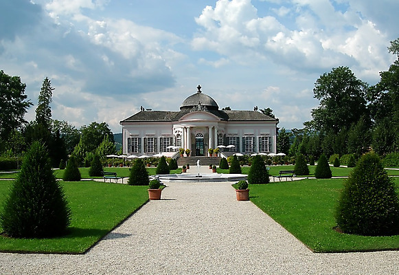 포토 JPG 해외이미지 구름 공원 종교 길 하늘 잔디 사람없음 건물 오스트리아 수도원 해외202004 해외포토 자연요소 식물 건축물 공공시설 유럽 파일형식 이미지허브