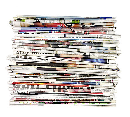 포토 JPG 해외이미지 종이 백그라운드 비즈니스 사람없음 쌓기 재활용 정보 뉴스 인쇄 수집 보따리 언론 흙더미 고립 접기 출판 해외202004 해외포토 모션 흙 친환경 파일형식 더미 이미지허브