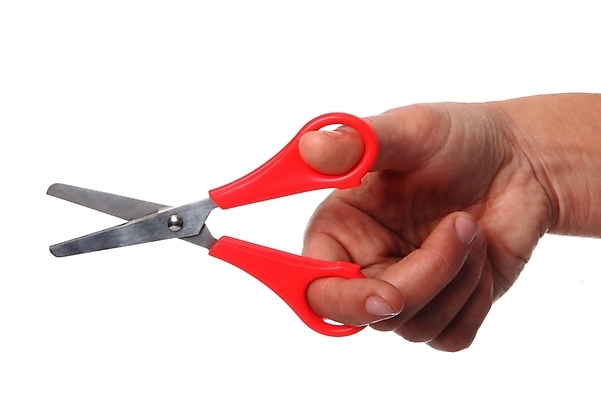 포토 JPG 해외이미지 손 백그라운드 손가락 학교 사람없음 사무실 금속 장비 흰색 기구 공구 칼날 자르기 날카로움 손질 재단 고립 철강 커터 해외202004 해외포토 교육 컬러 비즈니스 모션 재질 신체부위 도구 파일형식 이미지허브