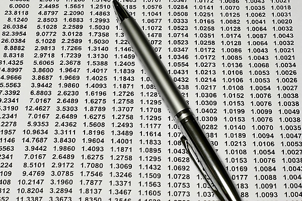 포토 JPG 해외이미지 종이 비즈니스 통신 잉크 사람없음 사무실 숫자 펜 쪽지 공책 성장 계산 편지 패드 소통 목차 해외202004 해외포토 문자 컨셉 문구용품 필기구 파일형식 이미지허브