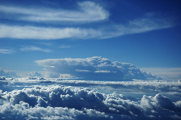 포토 JPG 해외이미지 구름 하늘 날씨 사람없음 파란색 어둠 흰색 예측 솜털 뇌우 해외202004 해외포토 자연요소 컬러 컨셉 파일형식 이미지허브