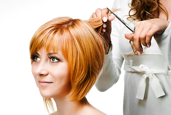 포토 JPG 해외이미지 백인 모델 직업 헤어스타일 여자 한명 사람 성인 금발 유행 상점 기계 장비 흰색 붓 머리빗 미용사 이발 자르기 고객 돌봄 스타일리스트 이발사 스타일 해외202004 해외포토 서양인 1 컬러 모션 미용용품 파일형식 이미지허브