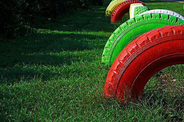 포토 JPG 해외이미지 디자인 도로 어린이 스포츠 백그라운드 무지개 패턴 부분 학교 교통시설 자동차 추상 새로움 사람없음 빨간색 초록색 점프 장비 운전 신선 바퀴 원형 발표 그리기 가장자리 놀이터 묘사 질감 타이어 짐차 정비공 고무 고립 땅바닥 자동 해외202004 해외포토 자연요소 도형 교육 길 육상교통 컬러 교통 컨셉 무늬 모션 놀이 바닥 사람 기술자 둘레 시설 파일형식 이미지허브