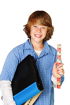 포토 JPG 해외이미지 학생 교육 남자 행복 얼굴 어린이 남학생 학교 청소년 수업 자 한명 사람 소년 10대 책 스터디 표현 잡기 교과서 준비 바인더 초보 학자 문해 해외202004 해외포토 직업 1 감정 모션 문구용품 교재 신체부위 학습 사무용품 파일형식 이미지허브