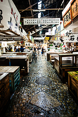 포토 JPG 해외이미지 아시아 음식 바다 여행 다이어트 비즈니스 재료 선반 종류 어류 요리 안전 여러명 사람없음 빨간색 꼬리표 세일 상점 식당 일본 초밥 신선 잡기 오픈 시장 도쿄 가격 해산물 상업 날것 모음 어장 단백질 이국적 칼슘 항목 해외202004 해외포토 나라 컬러 가구 다수 모션 건강 사람 한글 라벨 수중동물 영양소 일본음식 파일형식 이미지허브