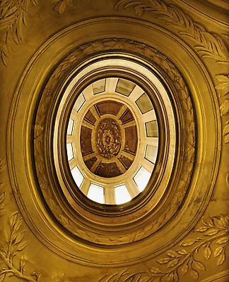 포토 JPG 해외이미지 유럽 여행 건축양식 휴가 실내 사람없음 내부 세로 교회 사진촬영 이탈리아 천주교 화려 황금 로마 천장 로마인 르네상스 바로크 해외202004 해외포토 건축 나라 종교 컨셉 종교건축 인종 건물 촬영 파일형식 이미지허브