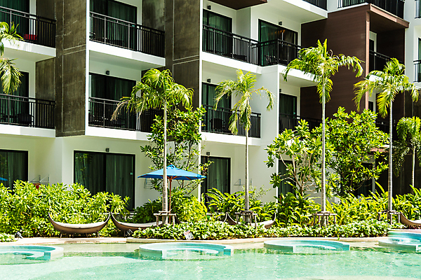 포토 JPG 해외이미지 도로 여행 백그라운드 모션 벽지 하늘 추상 불꽃 거리 풍경 사람없음 야외 빨간색 파란색 빛 도시풍경 컬러풀 노란색 검은색 고층빌딩 어둠 새벽 에너지 도시 원형 고속도로 도심 야간 소프트포커스 속도 대도시 스카이라인 빛망울 광 유흥 효과 해외202004 해외포토 자연요소 도형 길 컬러 무늬 교통시설 불 촬영기법 빌딩 파일형식 이미지허브