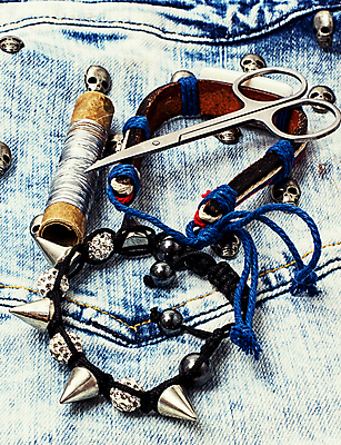 포토 JPG 해외이미지 선 백그라운드 사람없음 목재 세트 상자 거친 바느질 자르기 공예 실타래 섬유 얼레 굴곡 핸드메이드 해외202004 해외포토 나무 재료 모션 취미 직물 파일형식 이미지허브