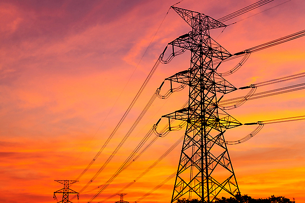 포토 JPG 해외이미지 구름 실루엣 산업 선 건축양식 하늘 프레임 사람없음 파란색 햇빛 환경 탑 금속 힘 황혼 일몰 장비 에너지 저녁 위험 큼 전염 철사 볼트 분배 전압 철강 해외202004 해외포토 자연요소 건축물 건축 컬러 컨셉 재질 촬영기법 태양 노을 공구 질병 야간 크기 감염 파일형식 이미지허브