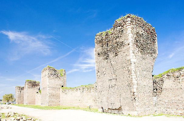 포토 JPG 해외이미지 외관 유럽 여행 유적 건축양식 사람없음 야외 건물 탑 세계여행 성 역사 폐허 세르비아 옛날 파멸 해외202004 해외포토 전통 건축물 건축 나라 컨셉 세계 파일형식 소멸 이미지허브