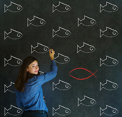 포토 JPG 해외이미지 학생 교육 기독교 종교 백그라운드 컨셉 크리스마스 생각 상상 부활절 아이디어 어류 한명 사람 성인 검은색 교사 칠판 자유 마음 비즈니스우먼 오픈 용기 심볼 만족 발견 독립 해외202004 해외포토 직업 1 그릇 여자 기념일 감정 컬러 비즈니스 수중동물 직장인 파일형식 이미지허브